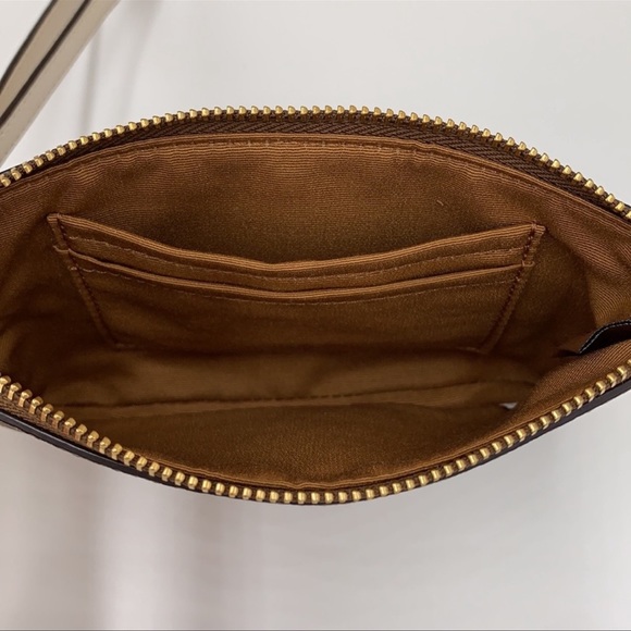 Corner Zip Wristlet In Signature Canvas KHAKICHALK - Picture 12 of 16
